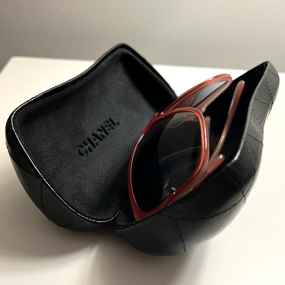 CHANEL Pink 5153 Sunglasses - Picture 7 of 7